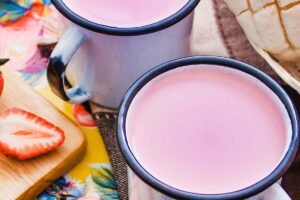 Atole de Fresas (atole de fresa)