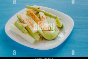 Bocadillo de pepino mexicano (pepinos con chile)