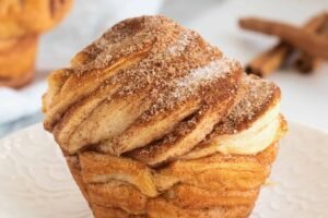 Cruffin (medio croissant, medio muffin)