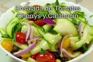 Ensalada con calabacín y tomates cherry